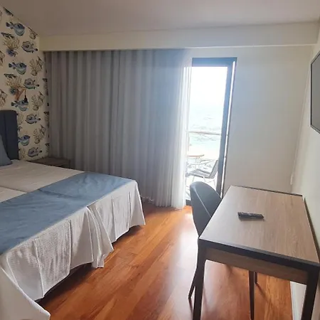 Casa Linda Baia 게스트하우스 *