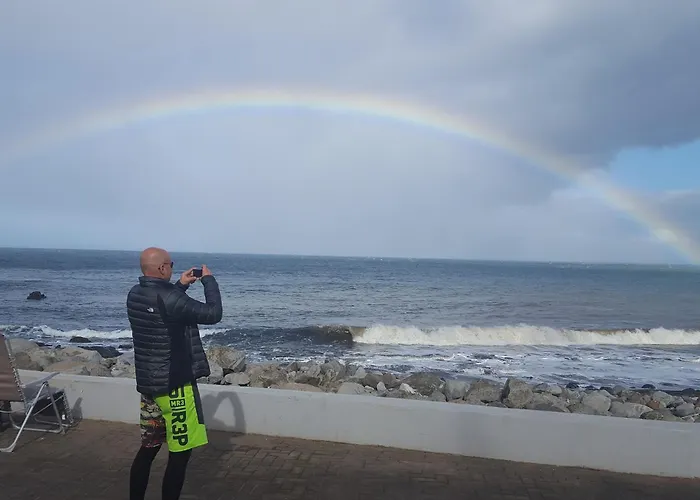 Casa Linda Baia 招待所 *